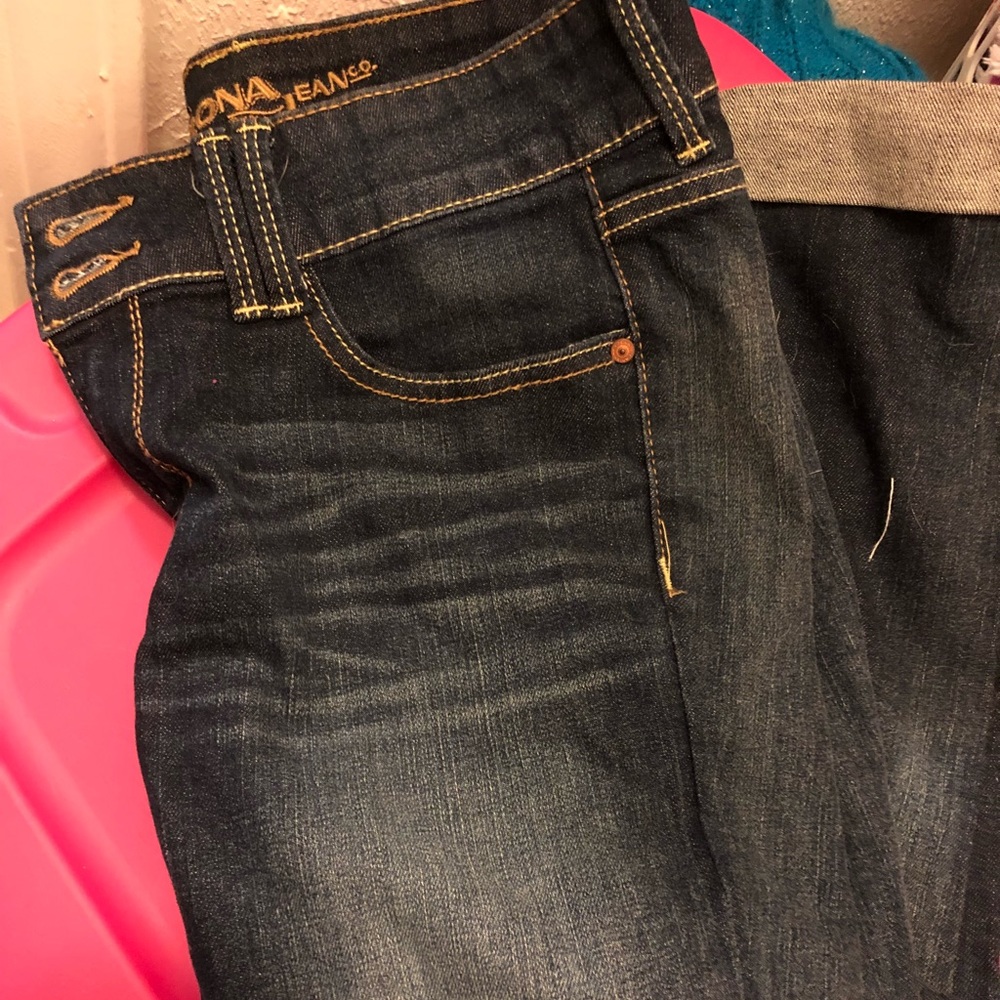 Jeans